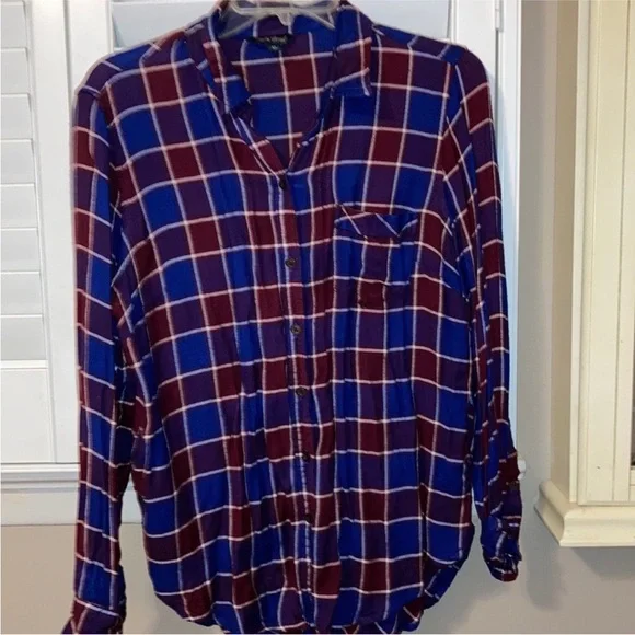 Lucky brand flannel size medium - Picture 3 of 5